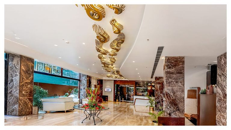 CEILING INSTALLATION | HOTEL TULIP INN