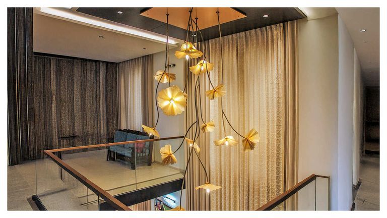 DOUBLE HEIGHT CEILING | DELICATE BLOSSOMS