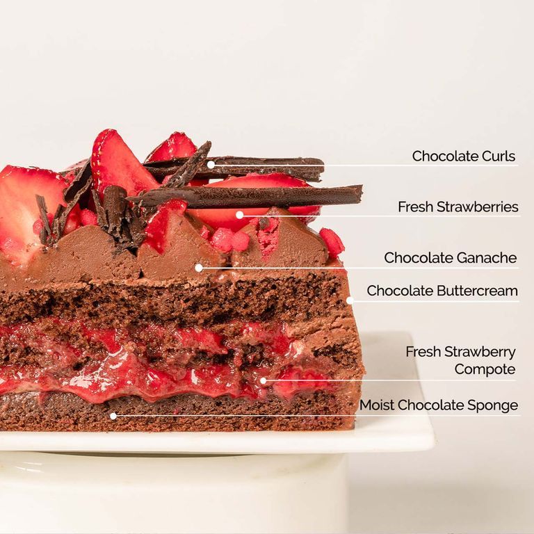 Strawberry Chocolate Dream Cake - Eggless