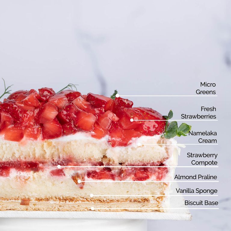Fresh Strawberry Cream Cake - Eggless 