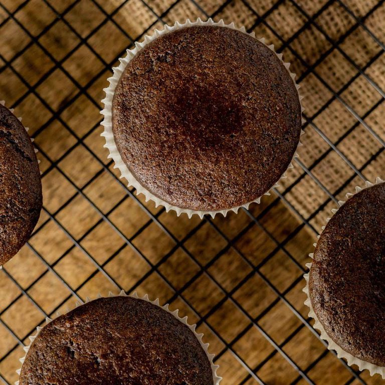 SCHOOL APPROVED BIRTHDAY CUPCAKES / CAKES - CHOCOLATE